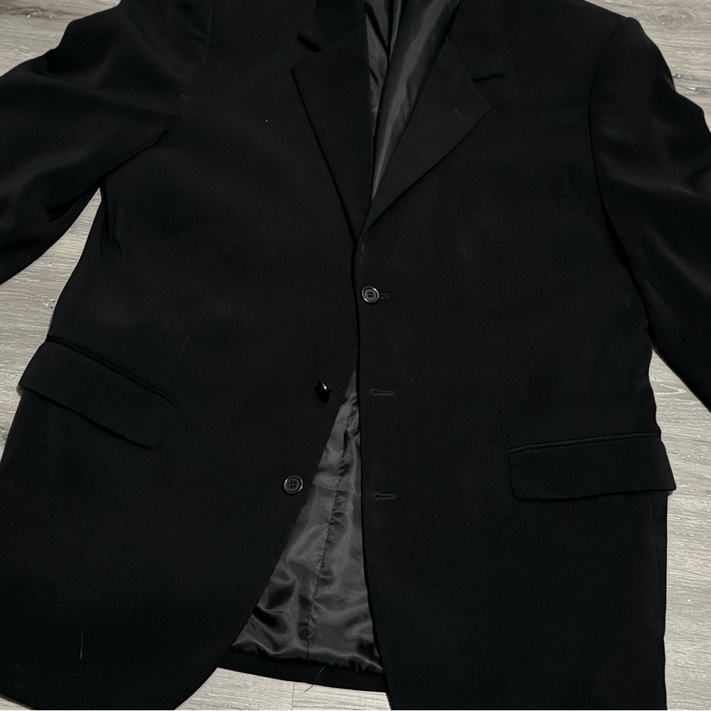 Midtown Man Black Polyester Blazer 48L Notch Lapel Two-Button